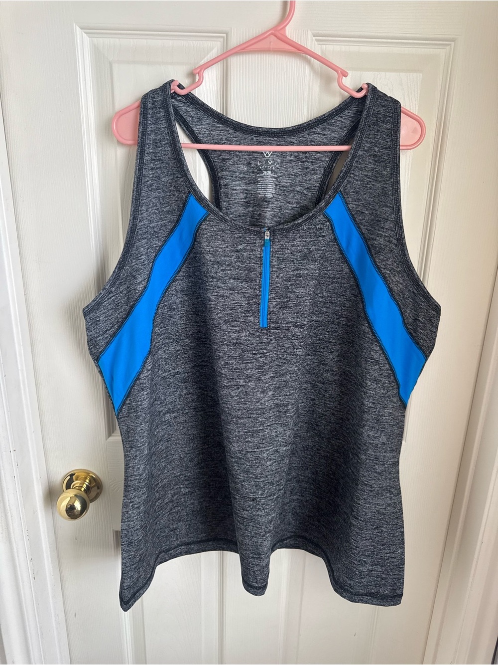 Livi Active Tank Top
